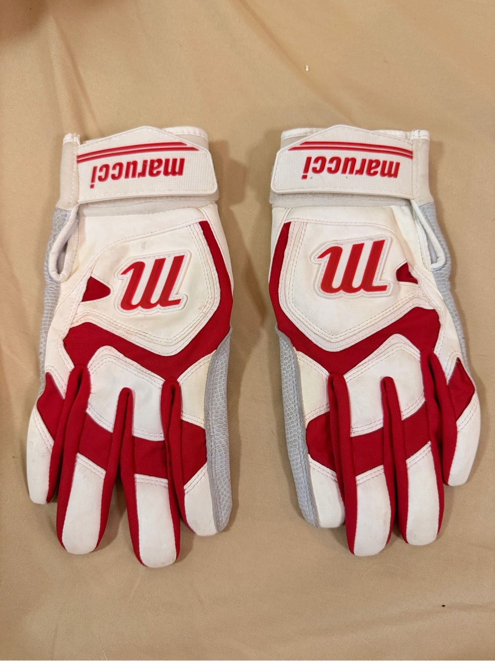Marucci batting gloves medium